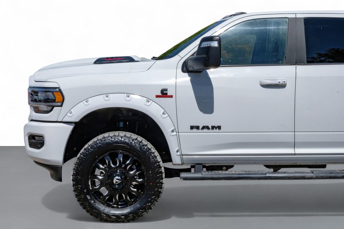 Used 2024 RAM 3500 Laramie w/ Night Edition image 10