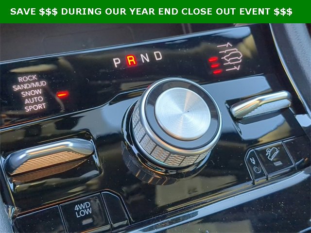 New 2024 Jeep Grand Cherokee Overland w/ Advanced Protech Group III image 29