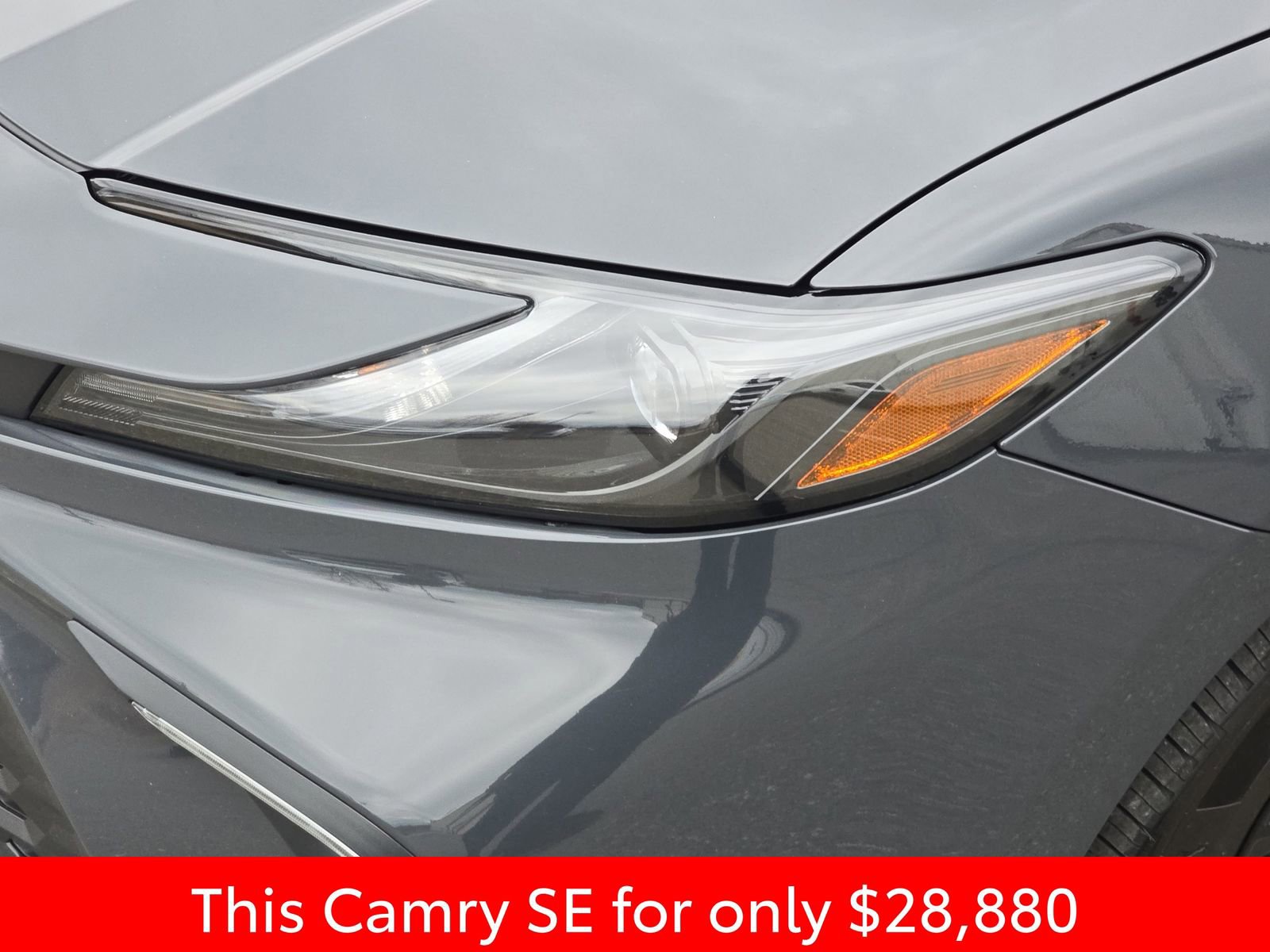 Used 2025 Toyota Camry SE image 36