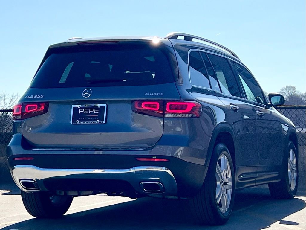 Certified 2022 Mercedes-Benz GLB 250 4MATIC image 7