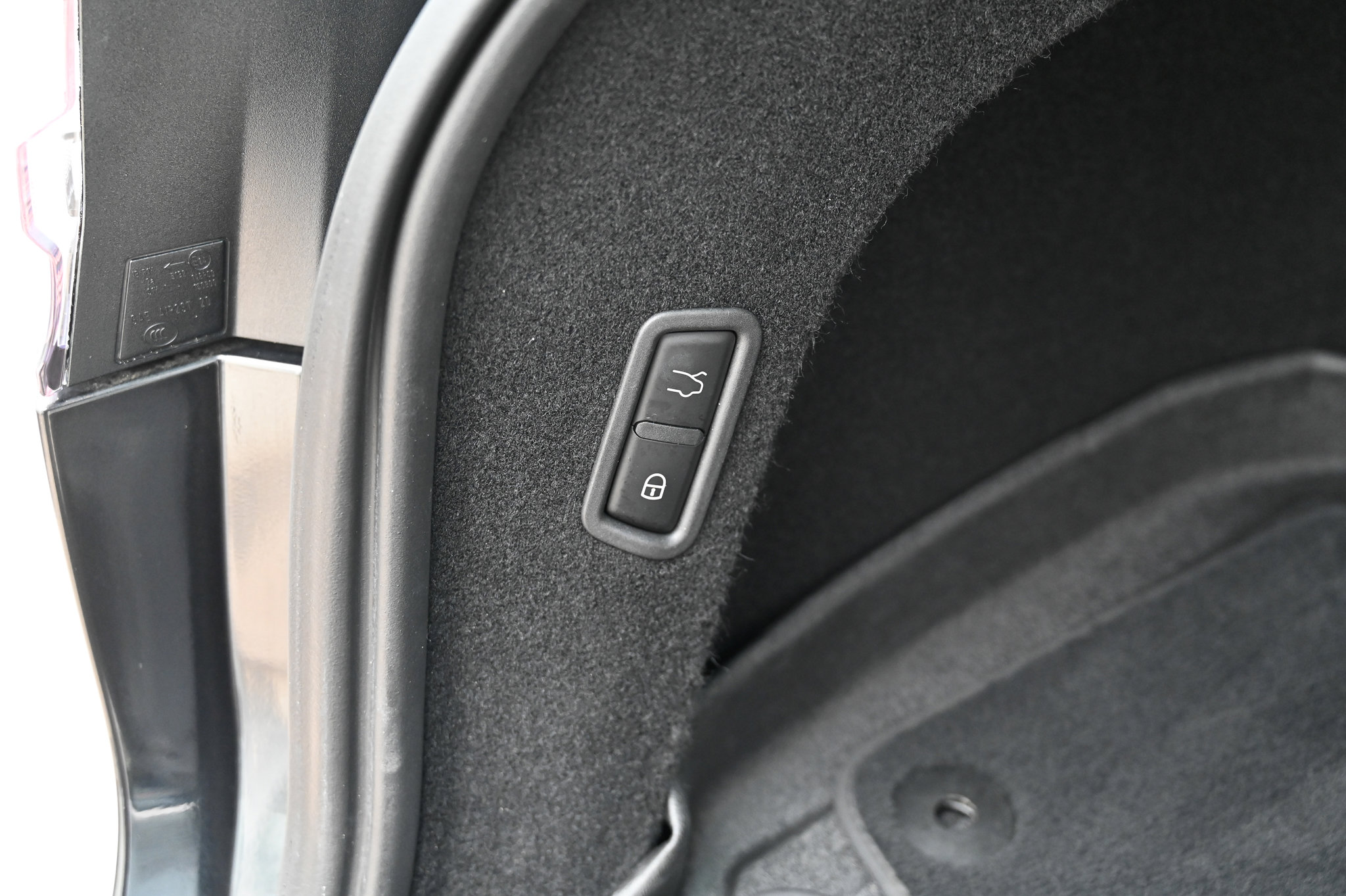 Certified 2022 Maserati Levante GT image 45