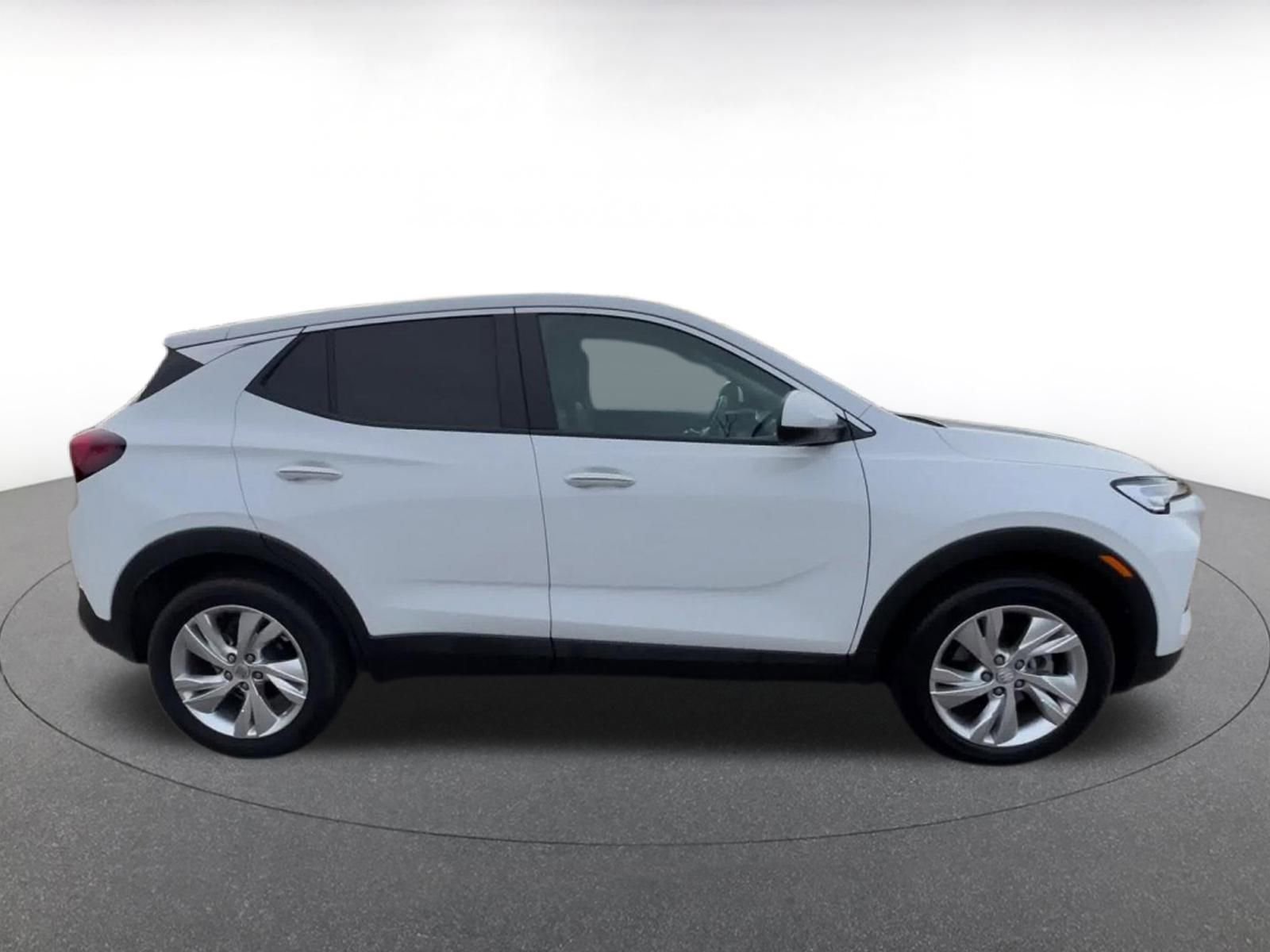 Used 2025 Buick Encore GX Preferred image 16