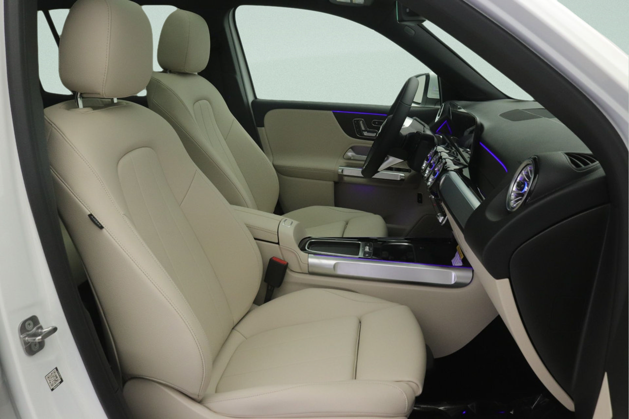 New 2026 Mercedes-Benz GLB 250 image 7