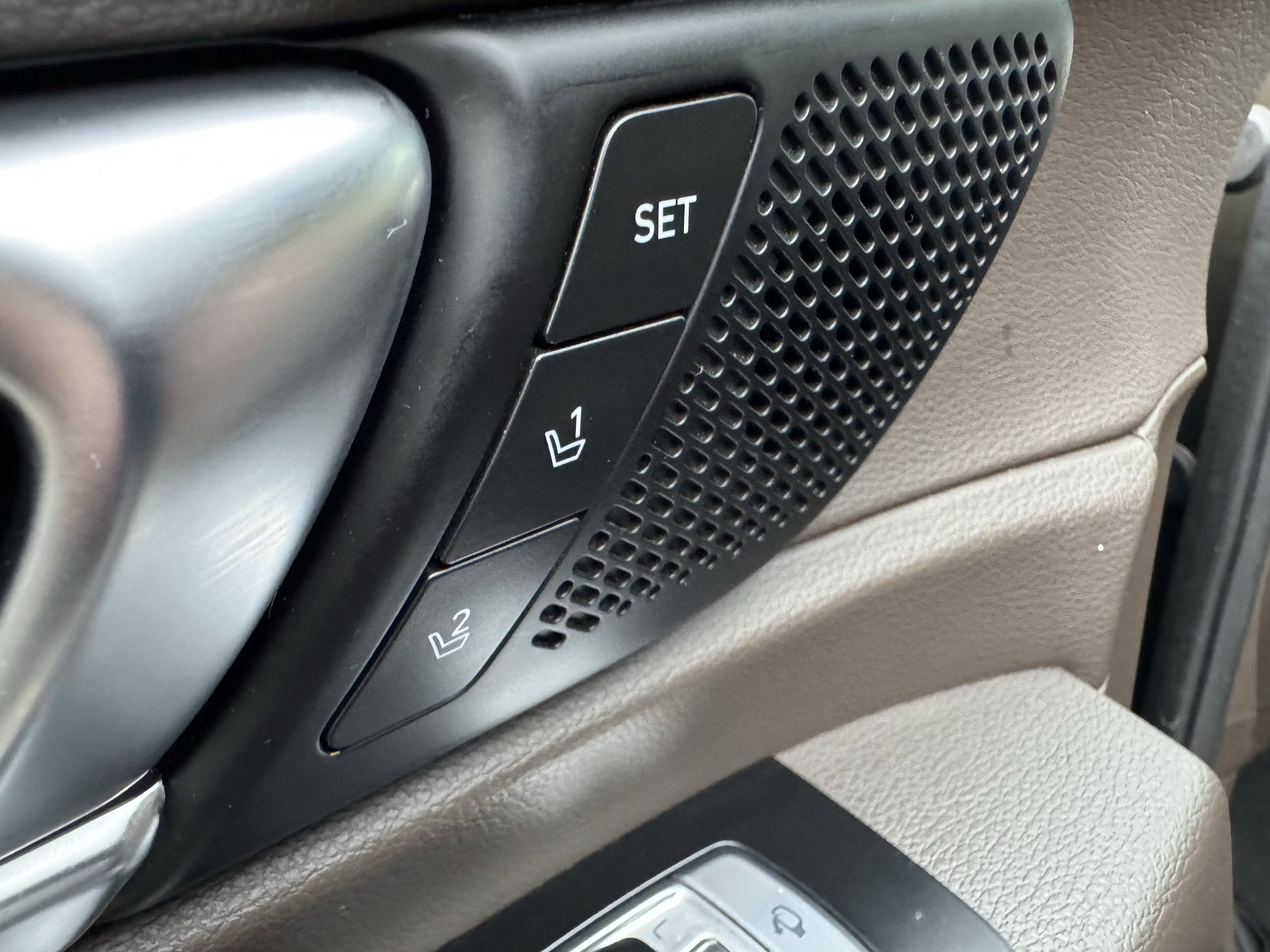 Used 2022 Kia Telluride SX image 26