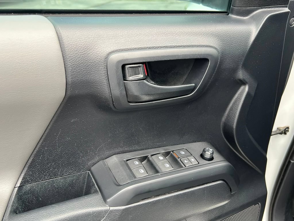 Used 2019 Toyota Tacoma SR w/ SR Convenience Package RWD image 28