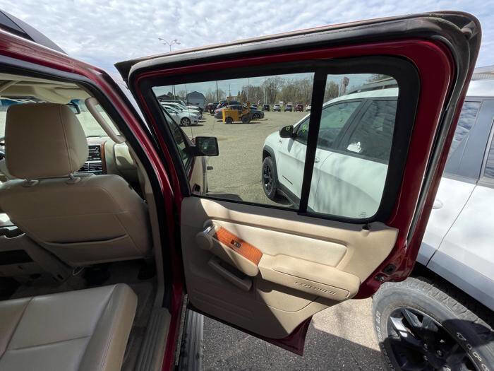 Used 2009 Ford Explorer Eddie Bauer AWD/4WD image 28