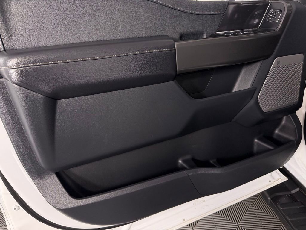 Used 2025 Ford F150 Lariat image 26