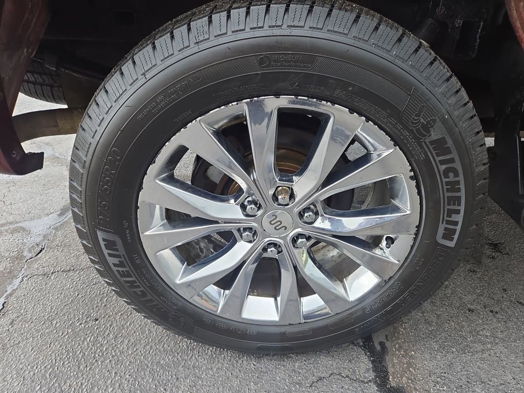 Used 2015 Ford F150 King Ranch w/ Equipment Group 601A Luxury AWD/4WD image 35
