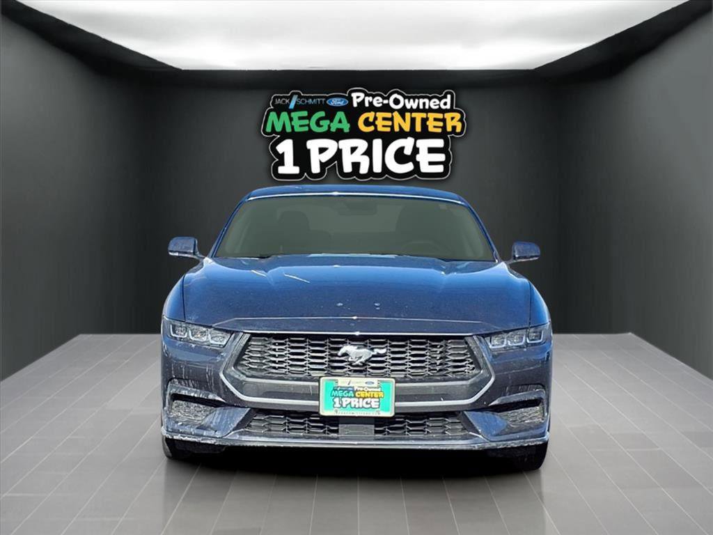 Used 2024 Ford Mustang Coupe image 32