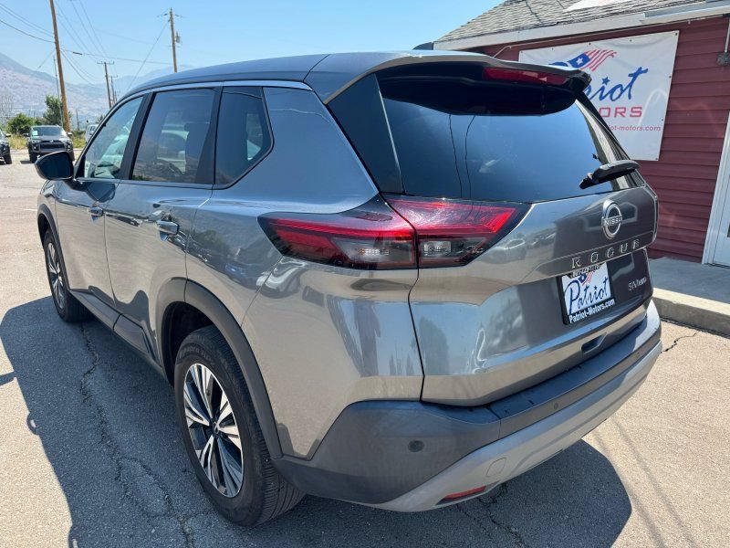 Used 2023 Nissan Rogue SV AWD/4WD image 4
