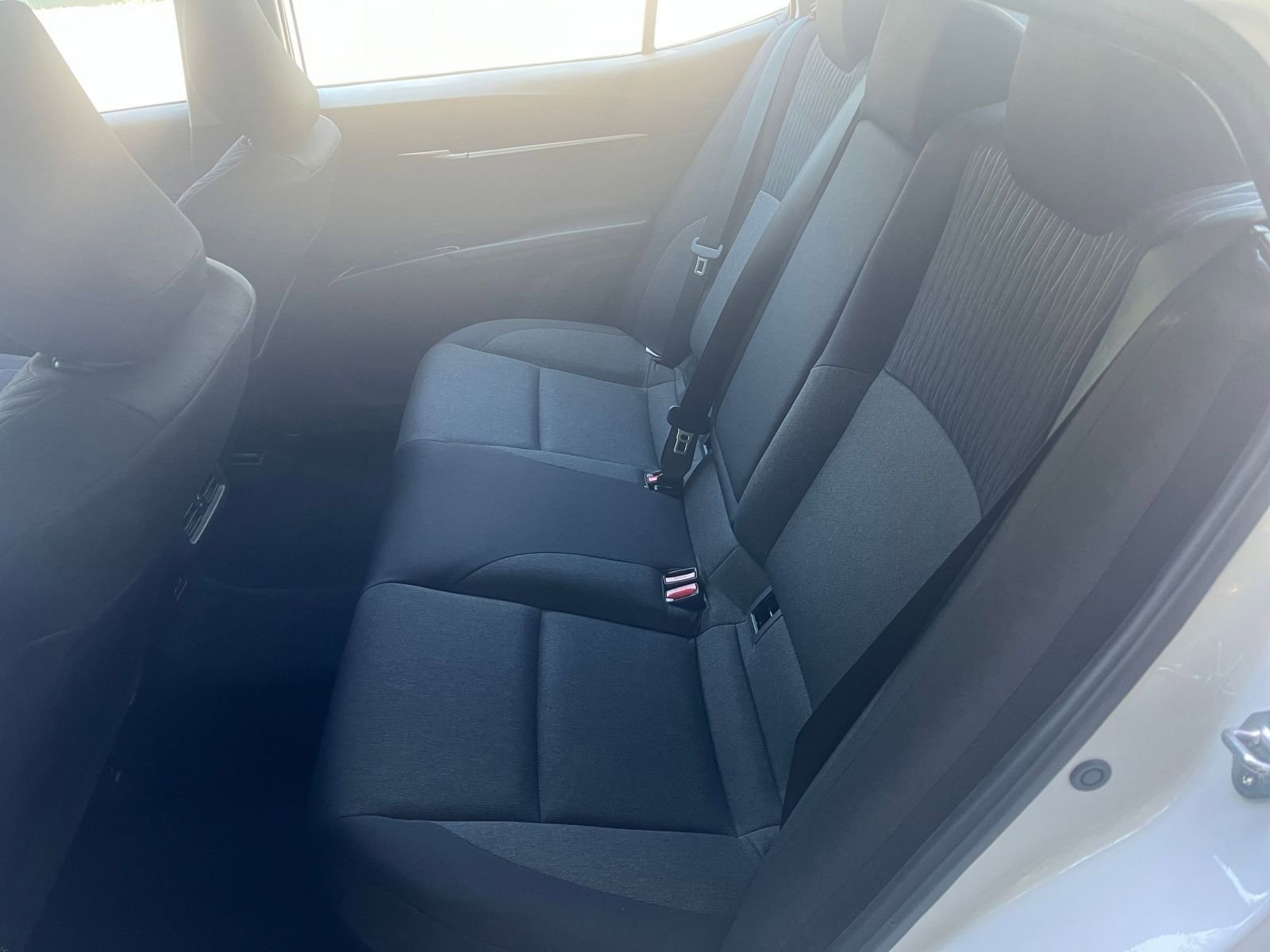 Used 2025 Toyota Camry Hybrid FWD image 24