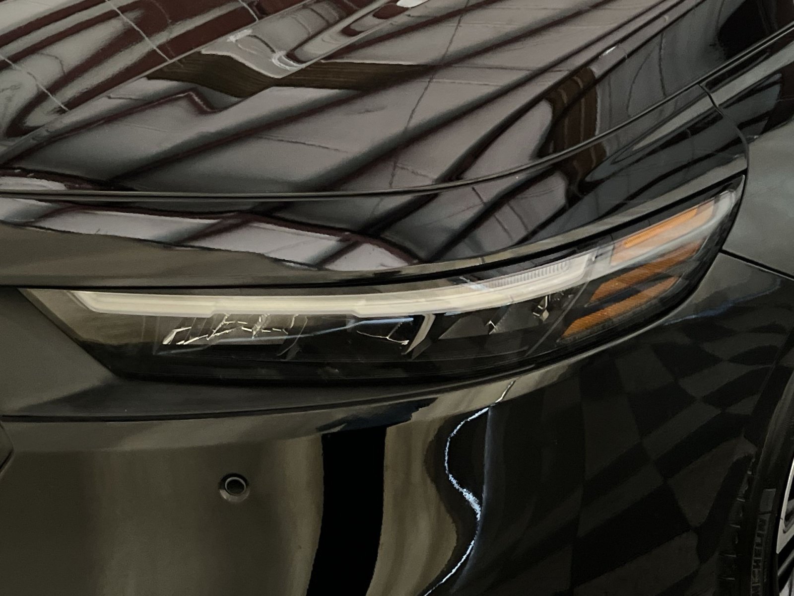 Used 2025 Honda Accord Touring image 13