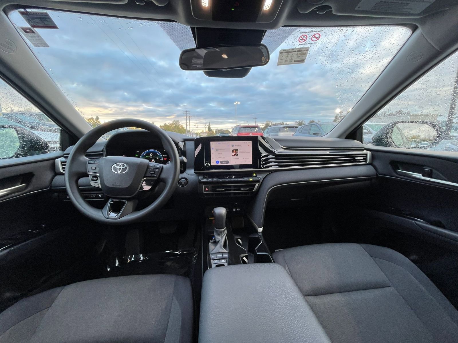 Used 2025 Toyota Camry LE image 32