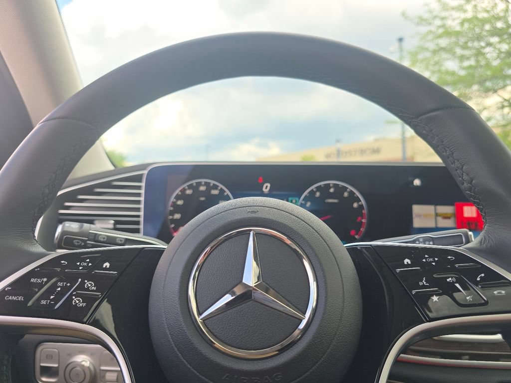 Certified 2026 Mercedes-Benz GLE 350 4MATIC image 31