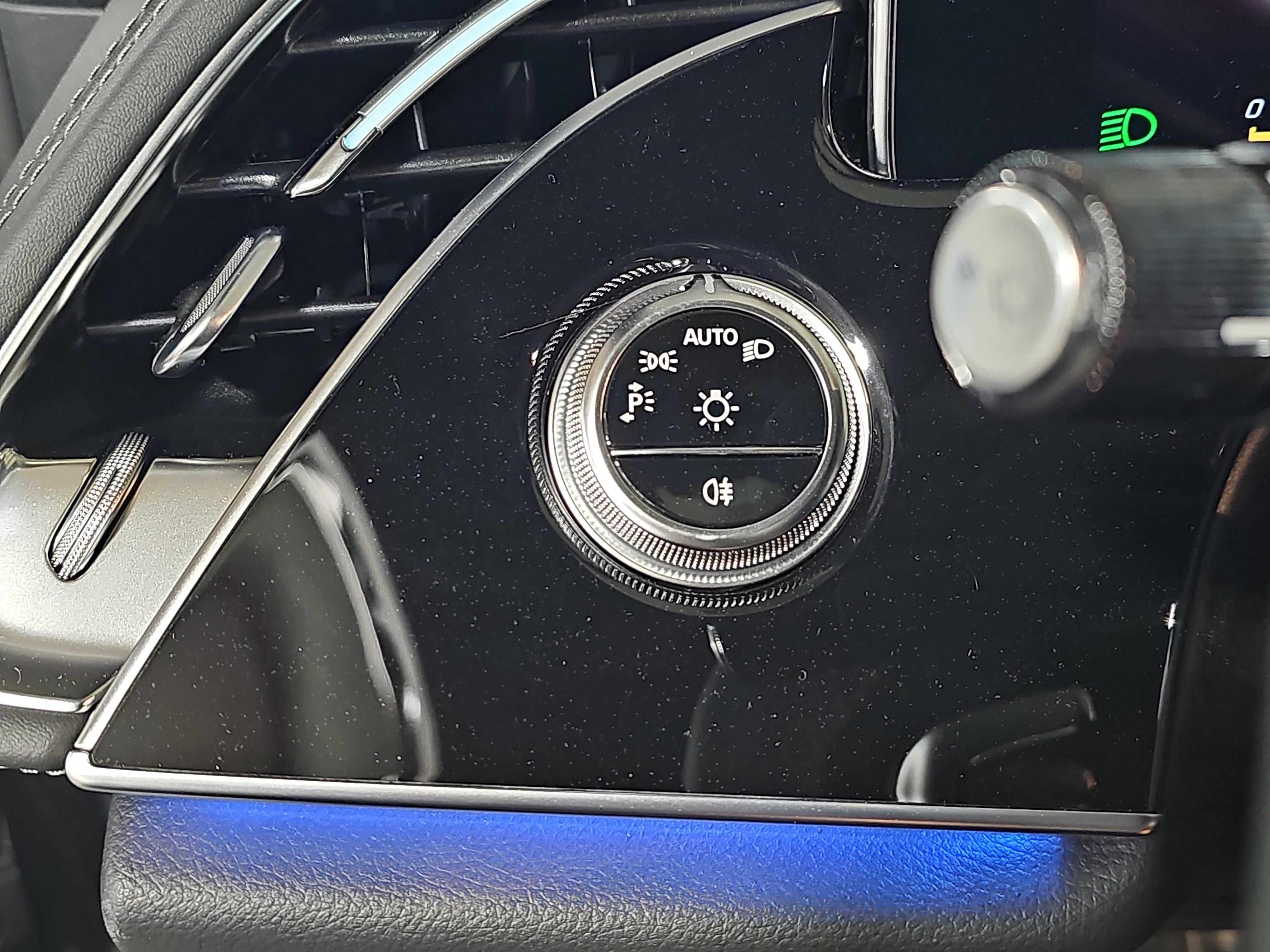 New 2026 Mercedes-Benz E 53 AMG e 4MATIC Sedan image 28