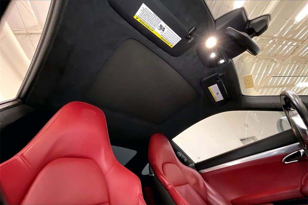 Used 2016 Porsche 911 Turbo image 20