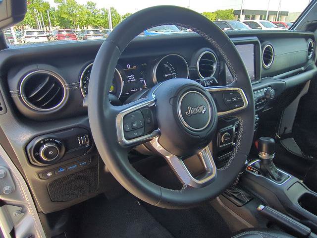 Used 2023 Jeep Wrangler Unlimited Sahara AWD/4WD image 42