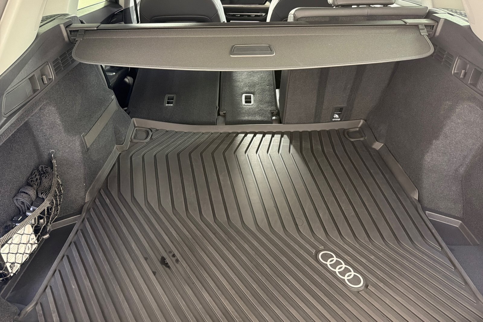Used 2025 Audi Q5 Premium Plus w/ Premium Plus AWD/4WD image 14