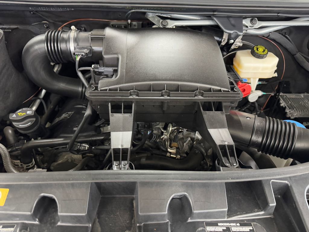 Used 2022 Mercedes-Benz Sprinter 4500 w/ Parking Package image 33