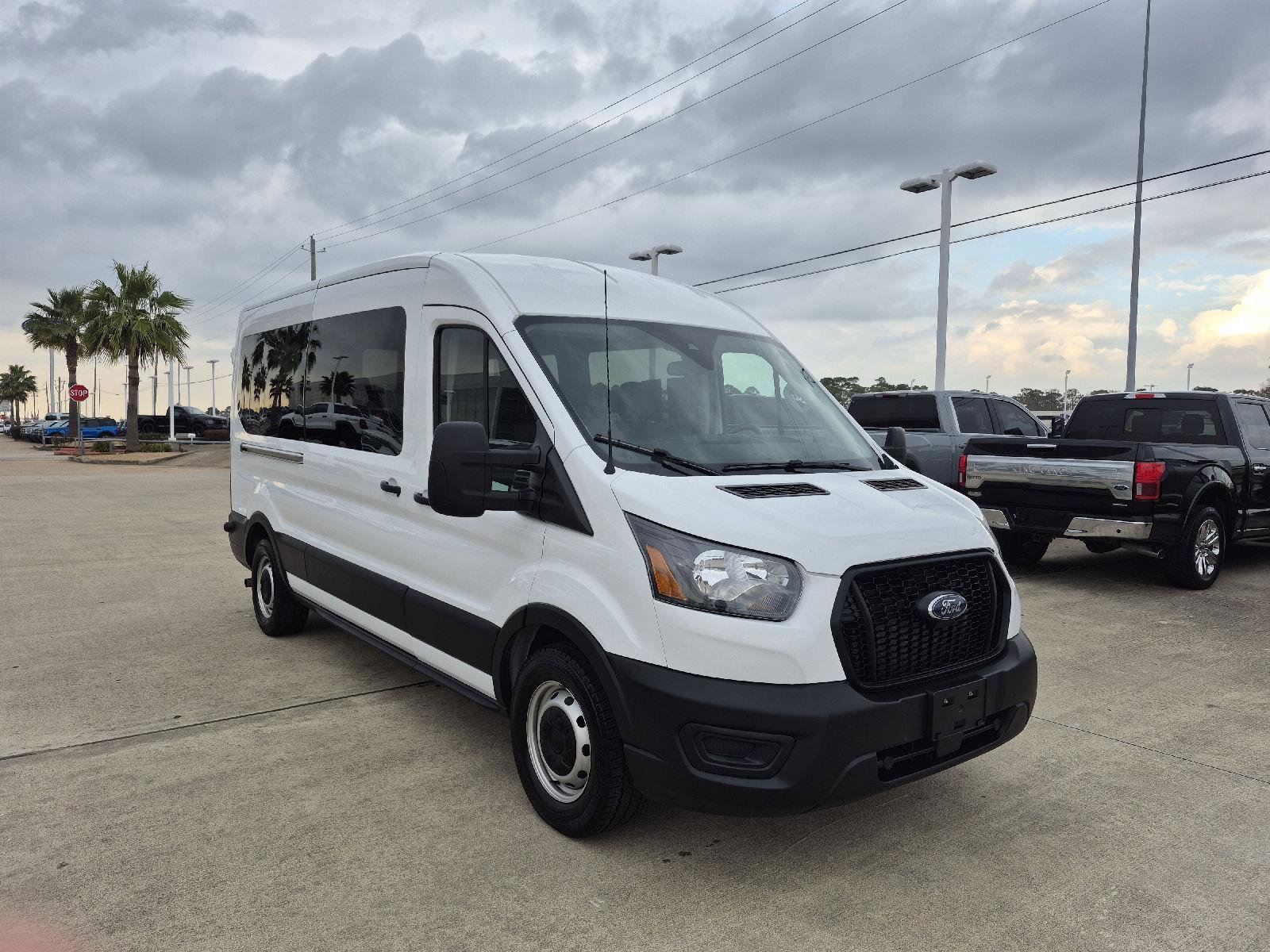 Certified 2024 Ford Transit 350 XL image 4