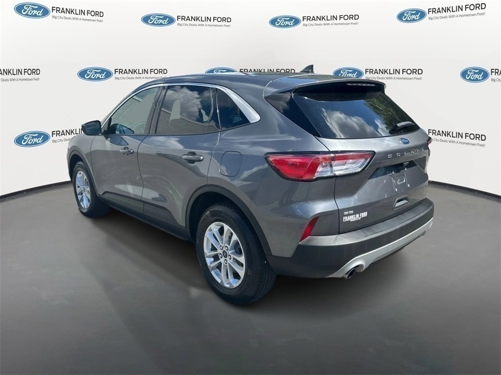 Used 2022 Ford Escape SE image 7