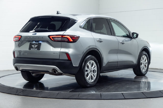 Used 2023 Ford Escape Active AWD/4WD image 10