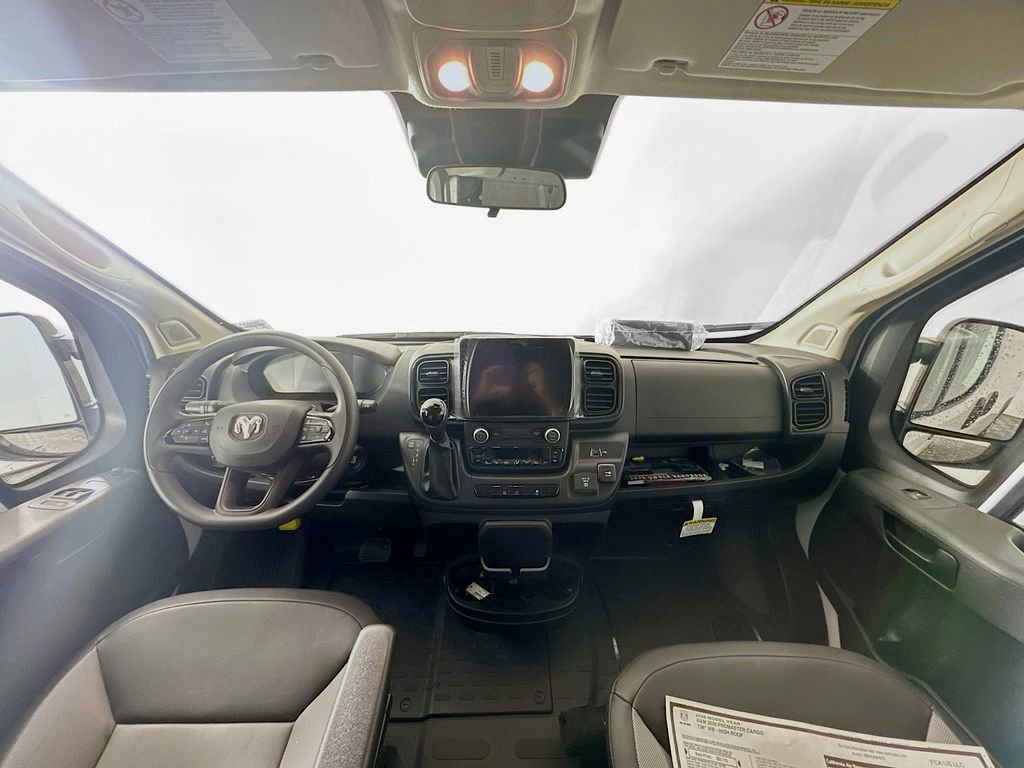 New 2026 RAM ProMaster 3500 w/ Premium Convenience Group FWD image 9