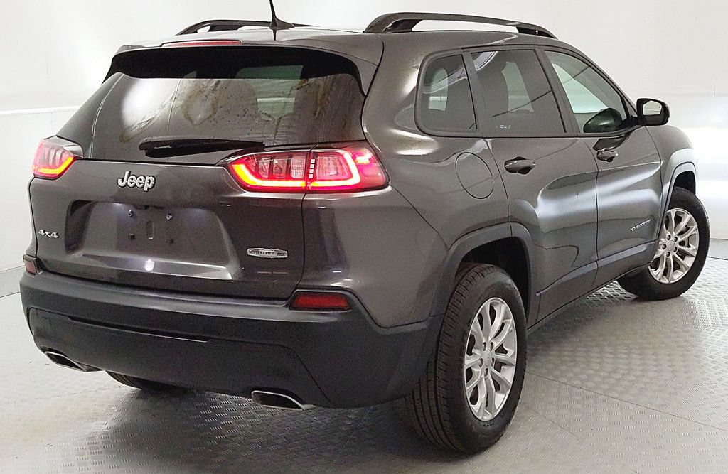 Used 2022 Jeep Cherokee Latitude Lux AWD/4WD image 3