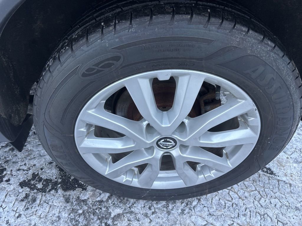 Used 2020 Nissan Rogue Sport SV w/ All-Weather Package AWD/4WD image 11