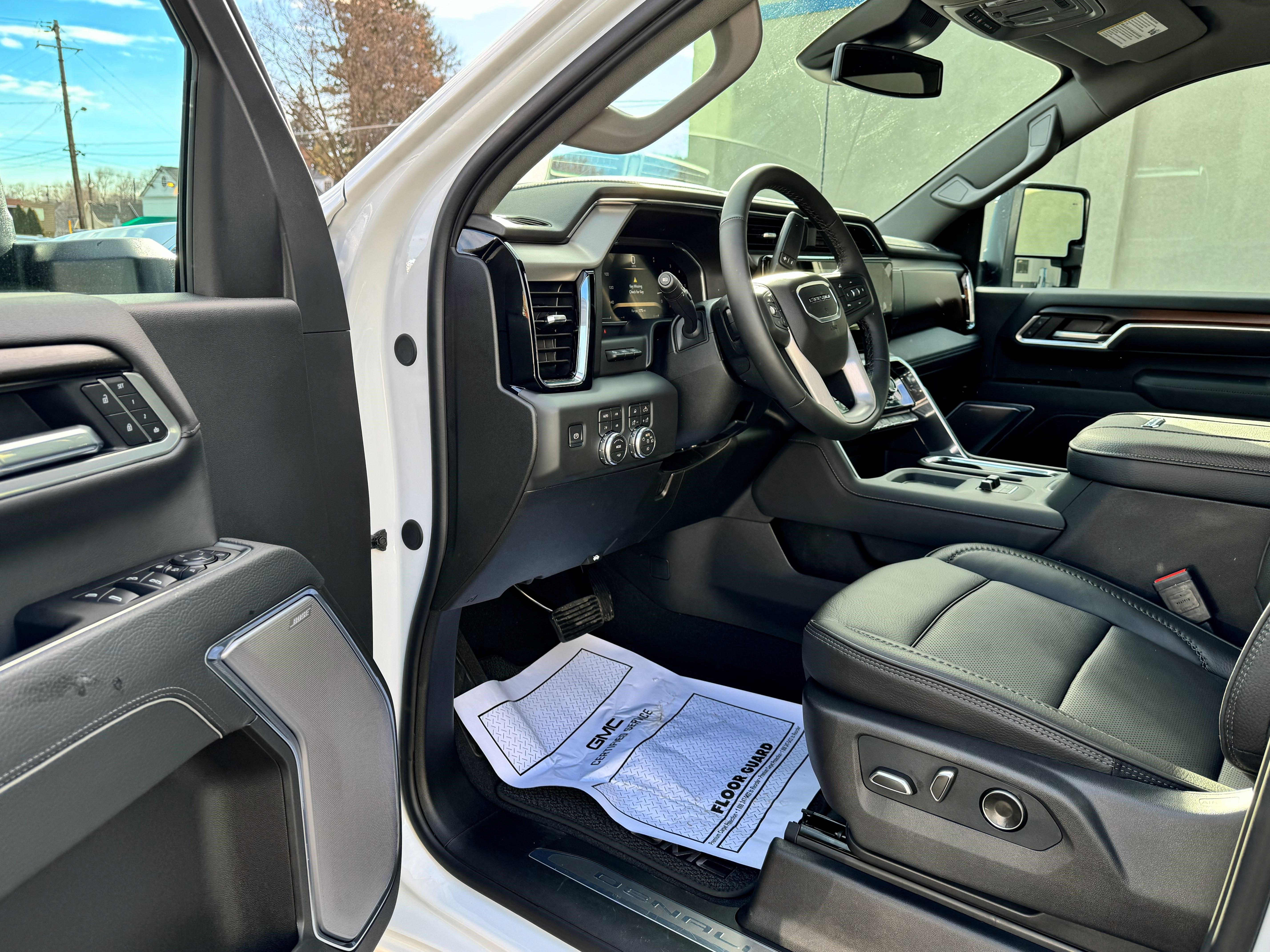 New 2026 GMC Sierra 3500 Denali image 13
