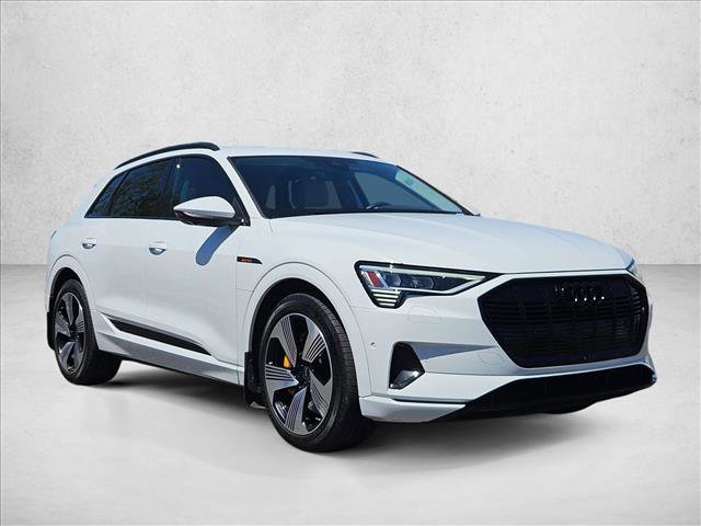 Used 2023 Audi e-tron Premium Plus w/ Premium Plus Package AWD/4WD image 3