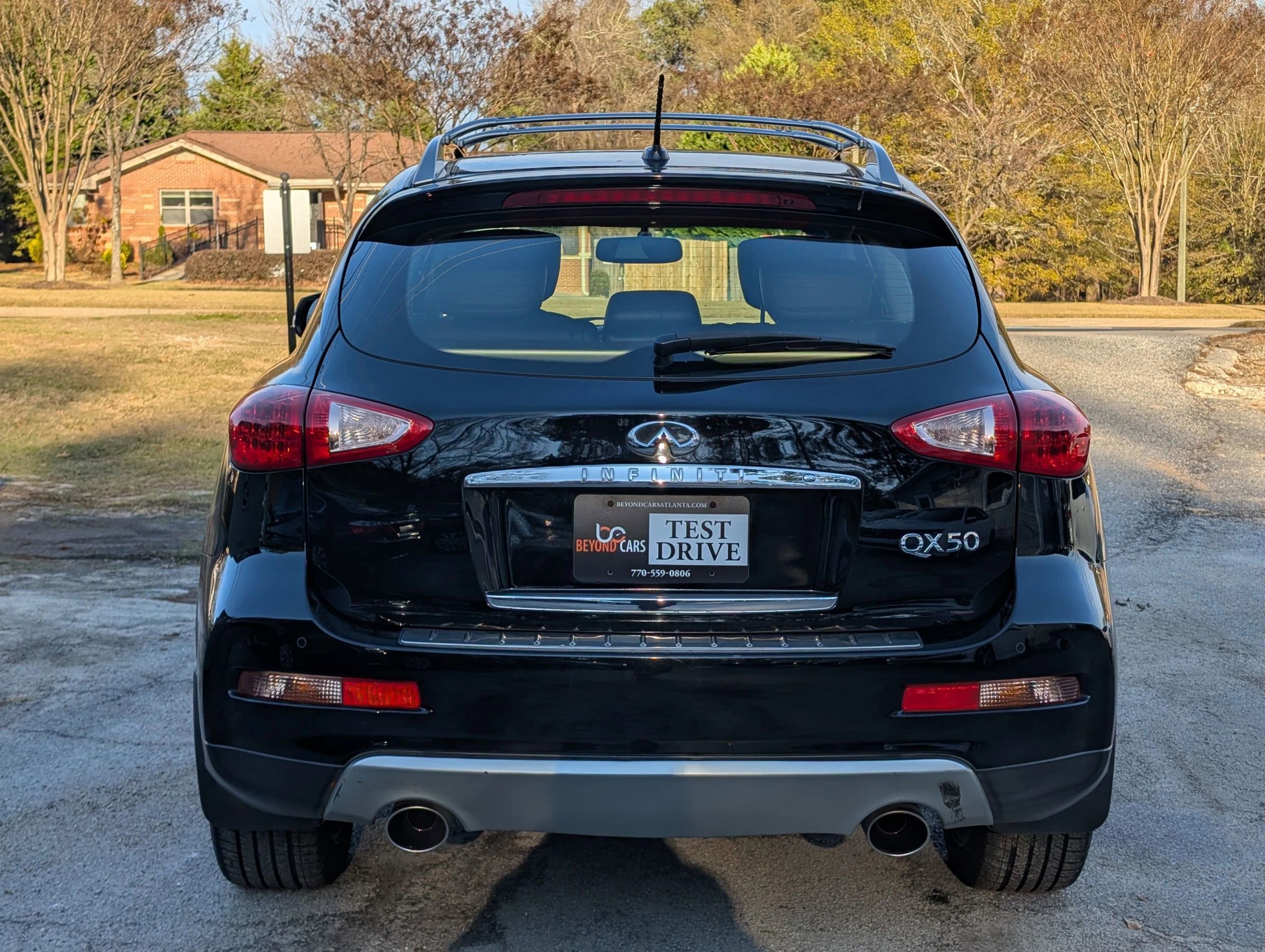 Used 2016 INFINITI QX50 AWD w/ Deluxe Touring Package image 6