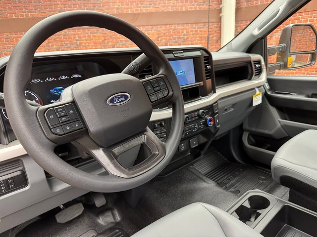 New 2026 Ford F550 4x4 Regular Cab Super Duty image 12