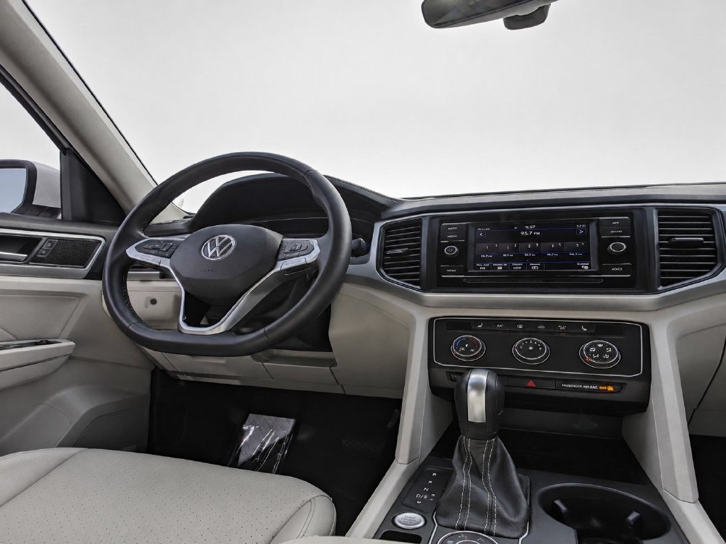 Used 2022 Volkswagen Atlas SE AWD/4WD image 31