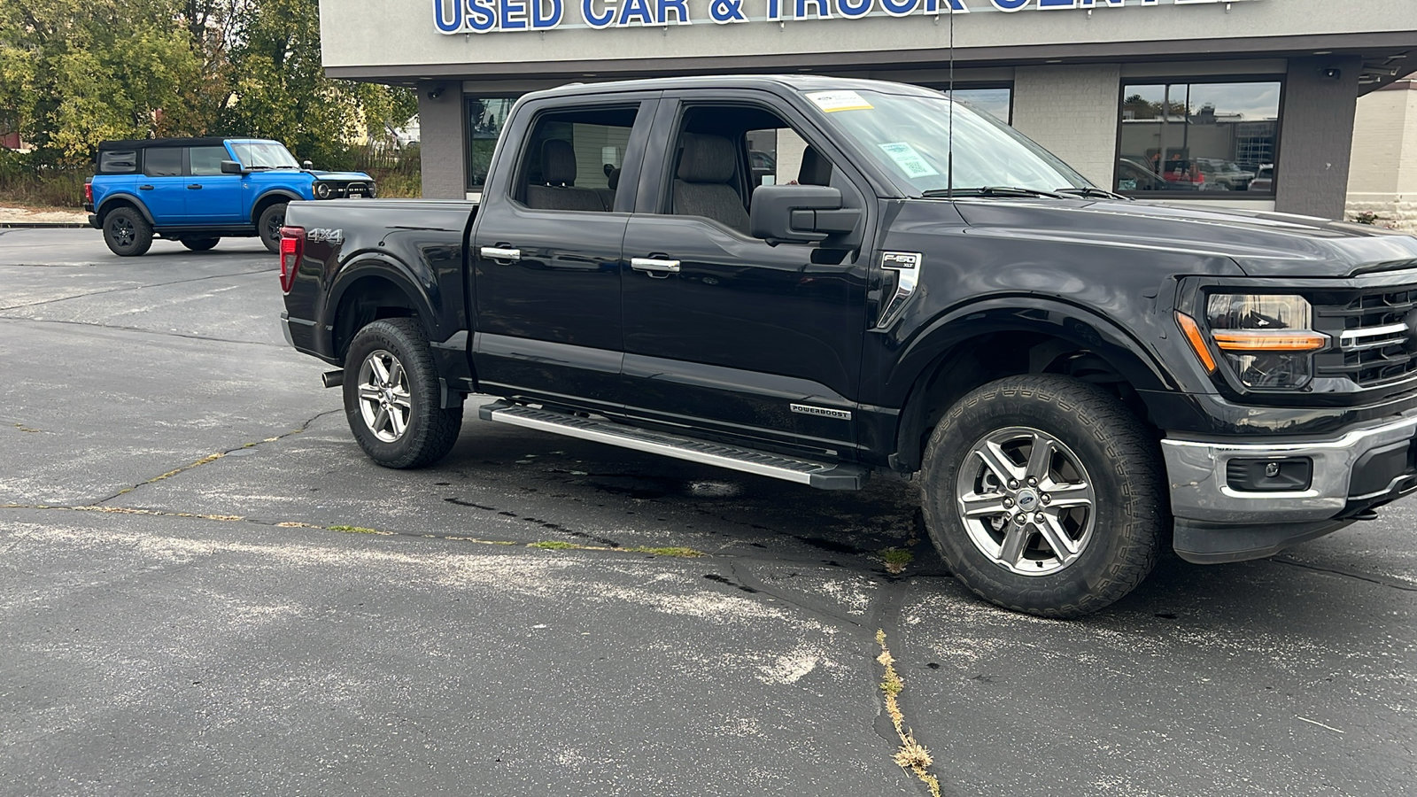 Used 2024 Ford F150 XLT w/ Mobile Office Package image 2