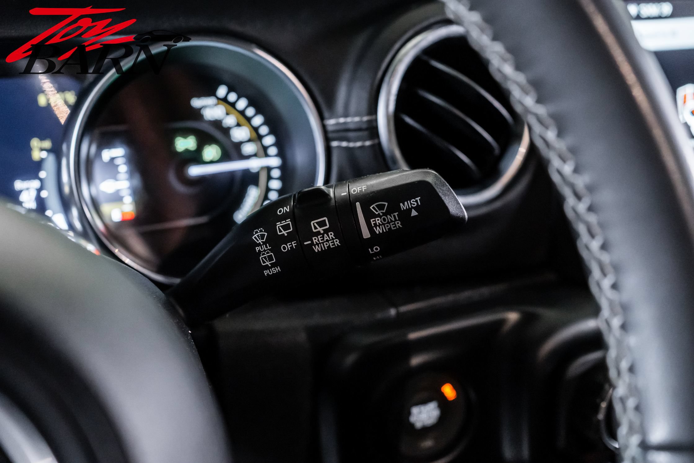 Used 2023 Jeep Wrangler Unlimited Sahara AWD/4WD image 29