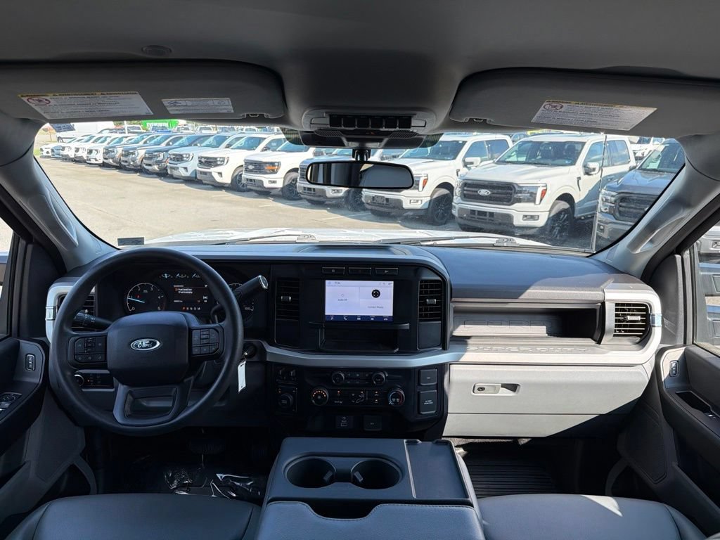 Used 2024 Ford F550 4x4 Crew Cab Super Duty image 23