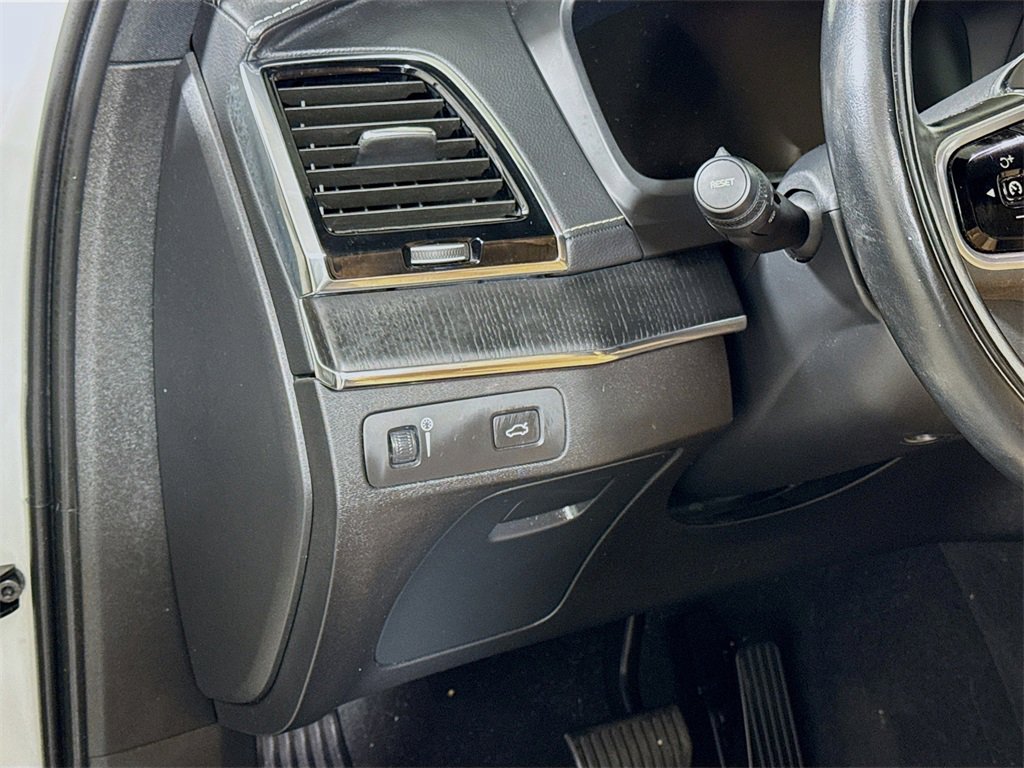 Used 2021 Volvo XC90 T6 Inscription w/ Advanced Package image 8