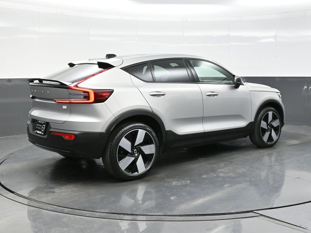 Used 2023 Volvo C40 P8 Recharge Ultimate image 7