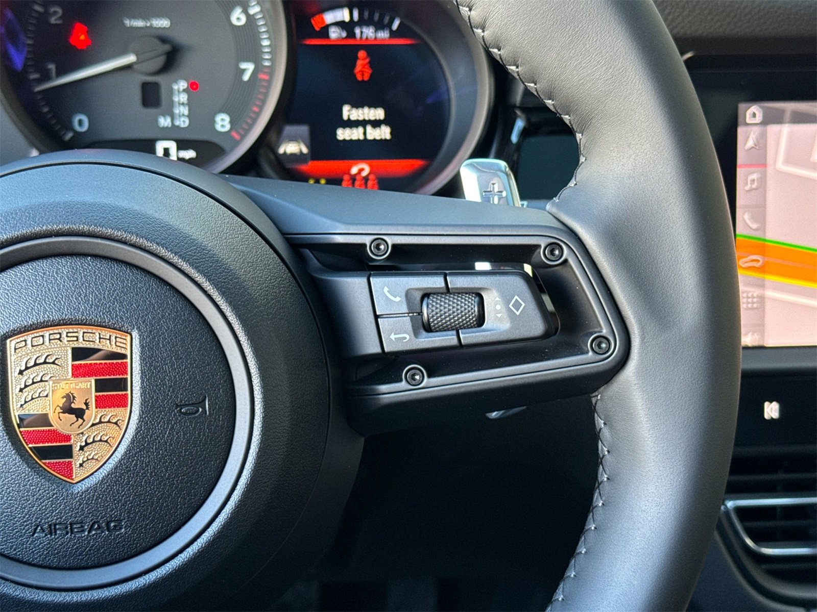 New 2026 Porsche Macan image 26