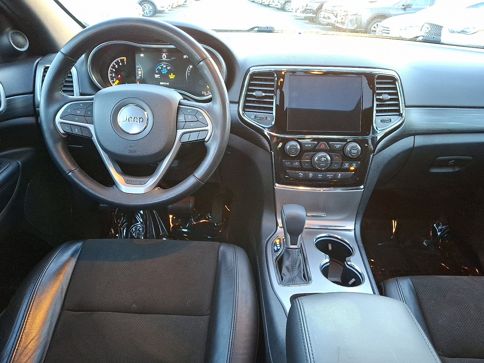 Used 2020 Jeep Grand Cherokee Altitude image 15