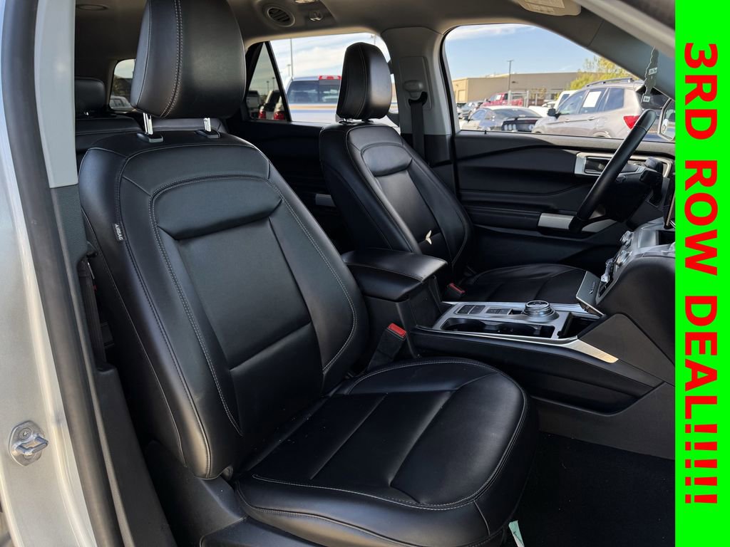 Used 2022 Ford Explorer XLT w/ Equipment Group 202A image 30