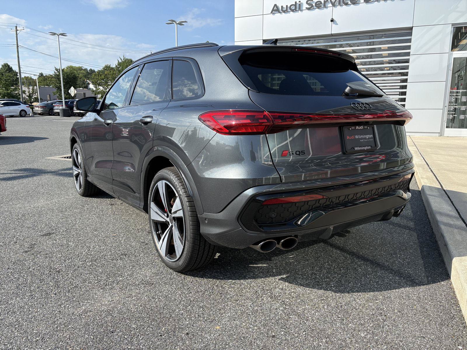 New 2026 Audi SQ5 Premium Plus AWD/4WD image 3