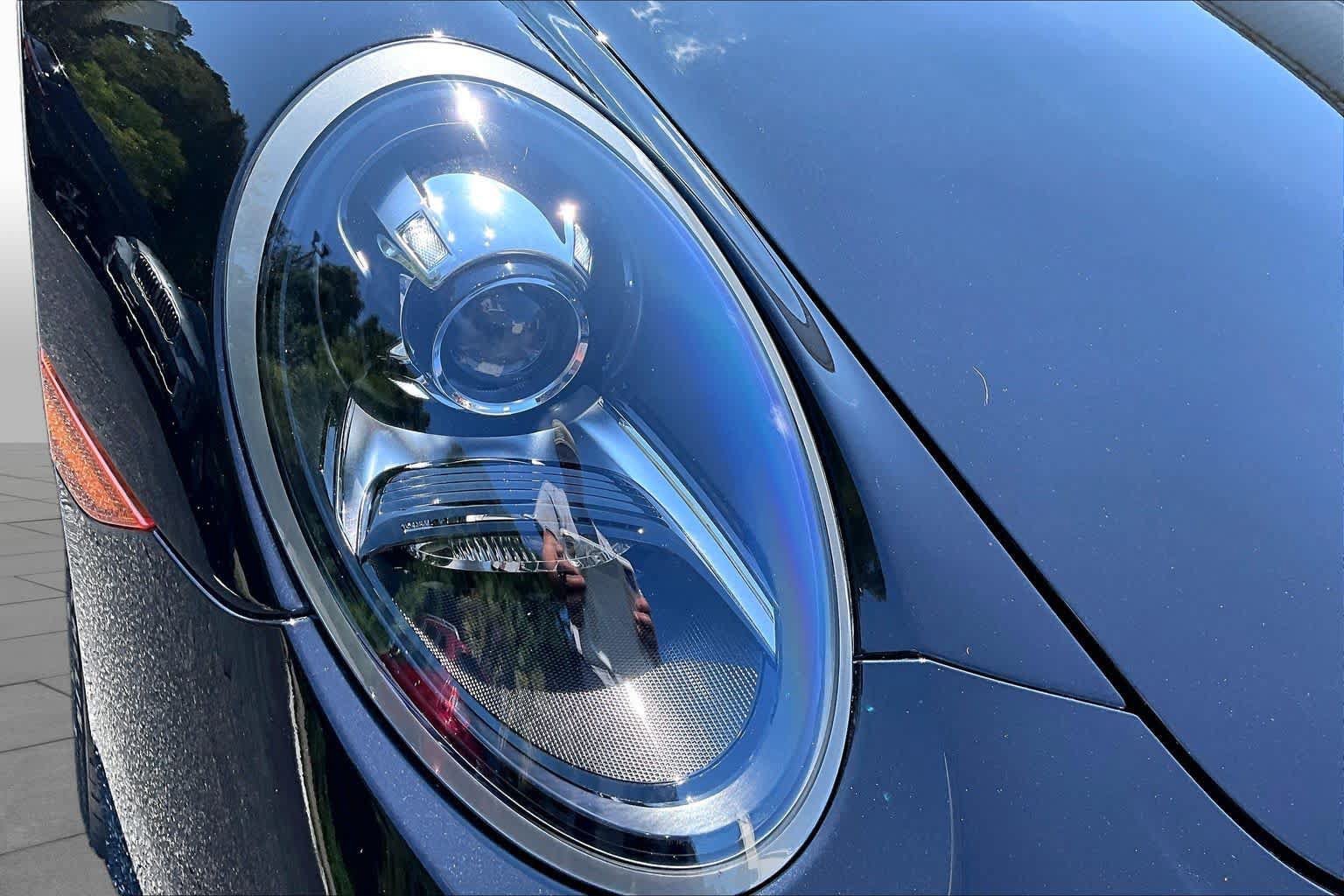 Used 2017 Porsche 911 Carrera RWD image 26