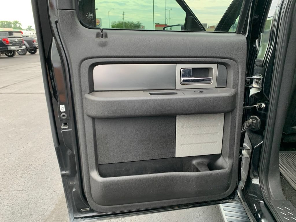 Used 2014 Ford F150 FX4 w/ Equipment Group 402A Luxury AWD/4WD image 38