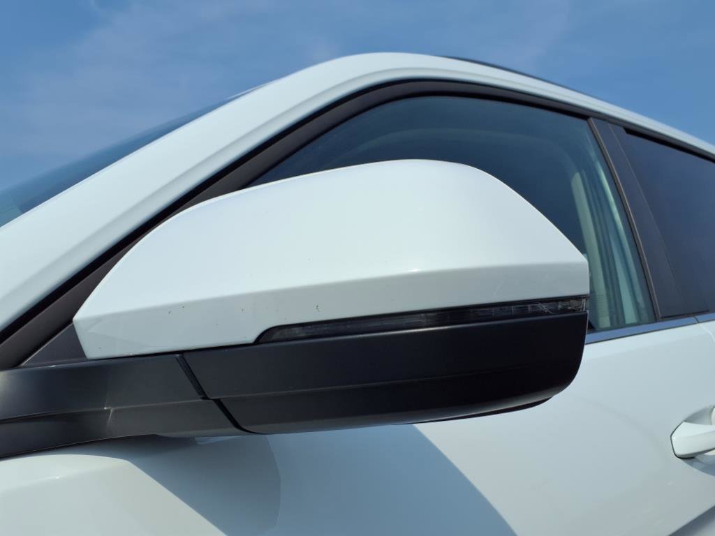 Used 2025 Volkswagen Atlas SE image 37