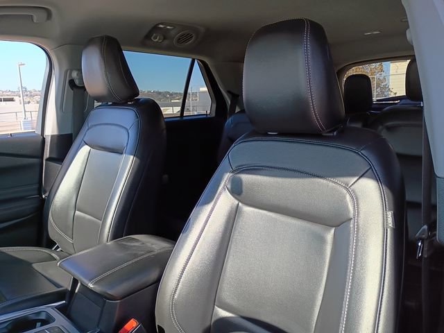 Used 2023 Ford Explorer XLT w/ Equipment Group 202A image 14