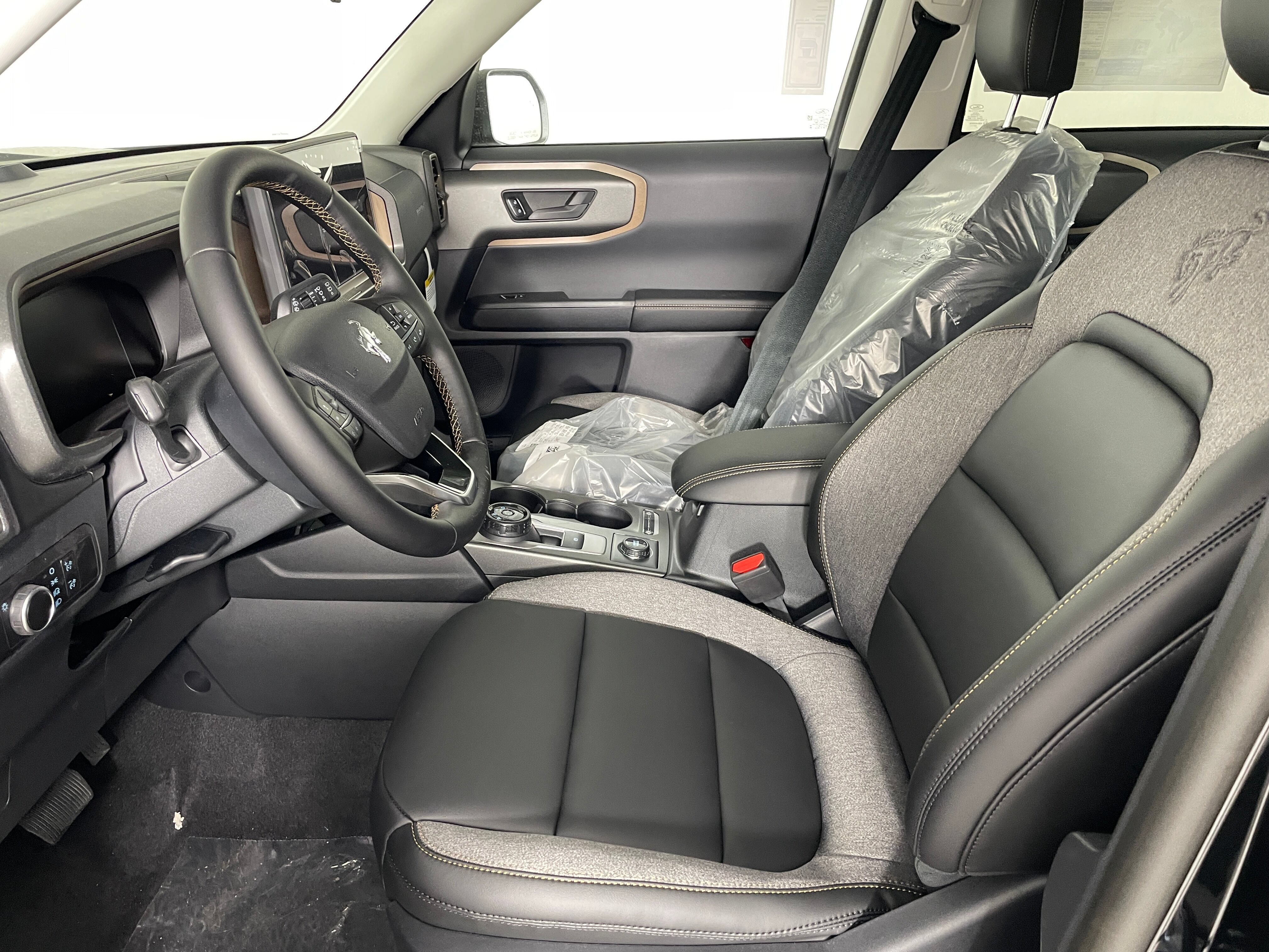 New 2026 Ford Bronco Sport Big Bend w/ Convenience Package AWD/4WD image 2