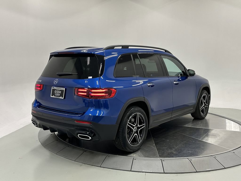 Certified 2025 Mercedes-Benz GLB 250 image 7