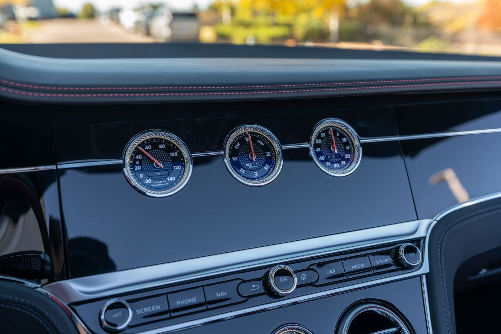 Certified 2024 Bentley Continental GT image 29